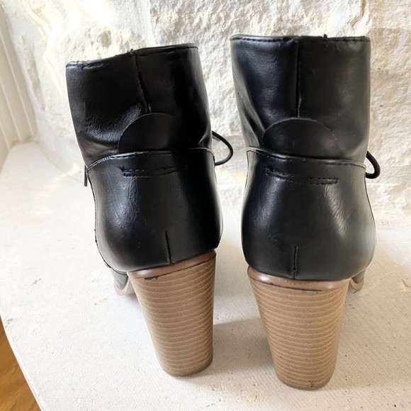 Anna Black Vegan Leather Stacked Heel Lace Up Ankle Booties Size 7.5 - Picture 6 of 7